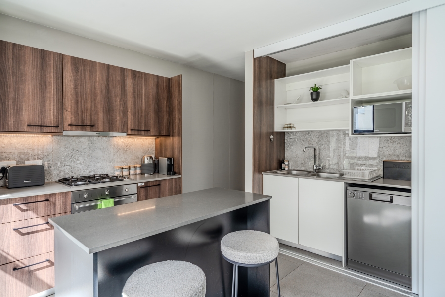 2 Bedroom Property for Sale in Sea Point Western Cape